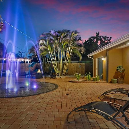 Coastal Villa W Amazing Courtyard - Splash Pad! Sarasota Exteriör bild