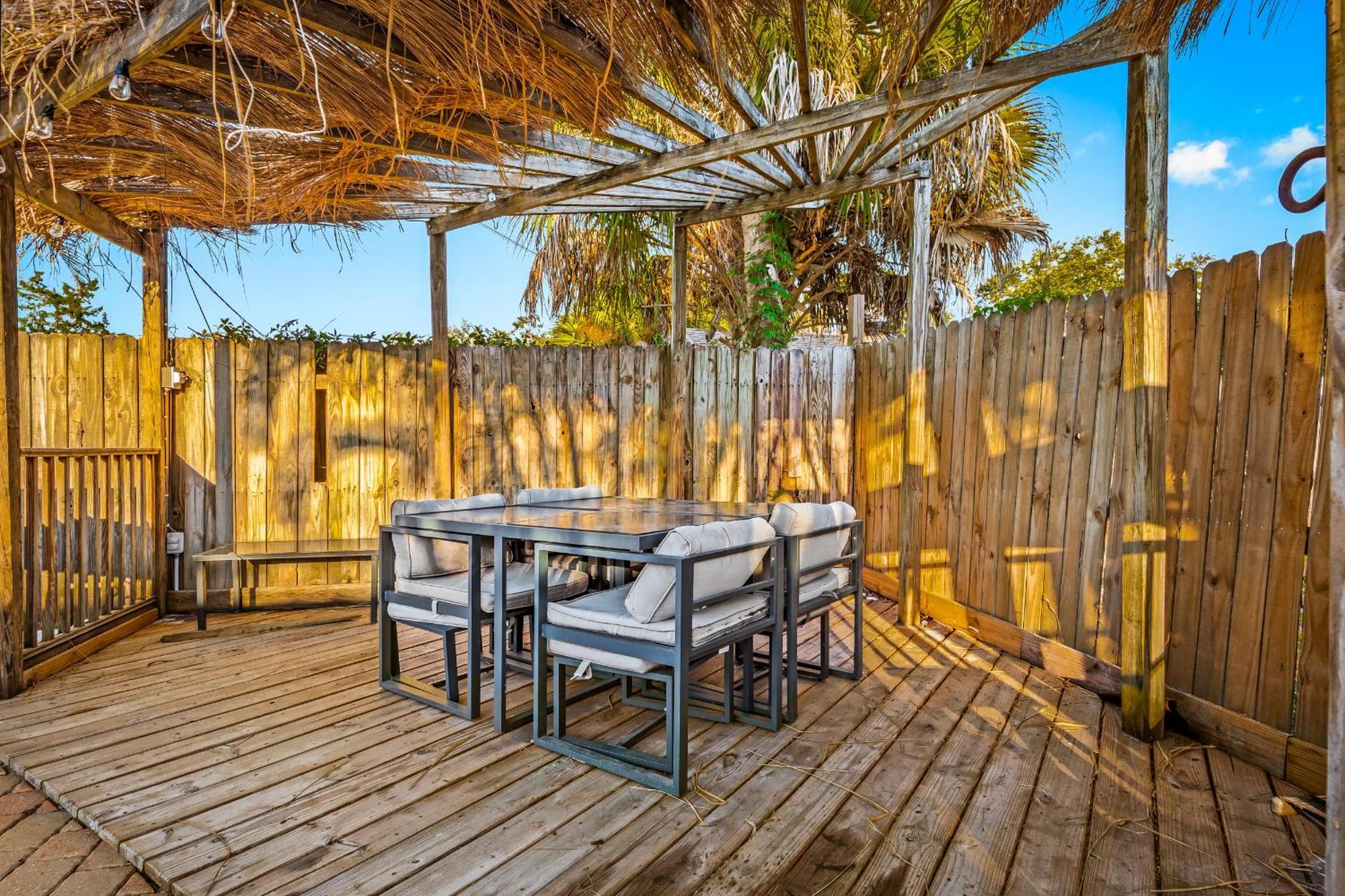 Coastal Villa W Amazing Courtyard - Splash Pad! Sarasota Exteriör bild