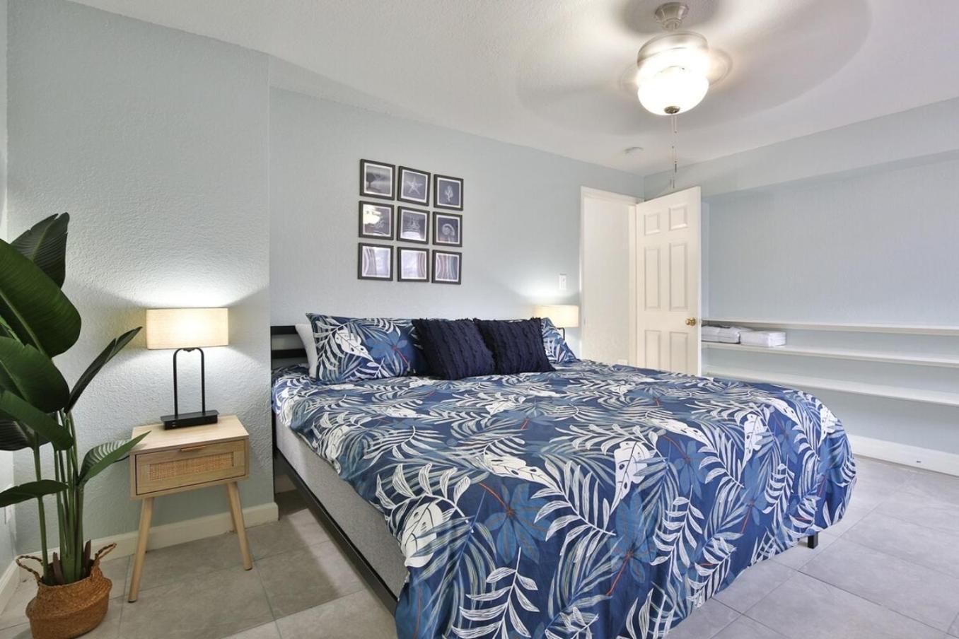 Coastal Villa W Amazing Courtyard - Splash Pad! Sarasota Exteriör bild